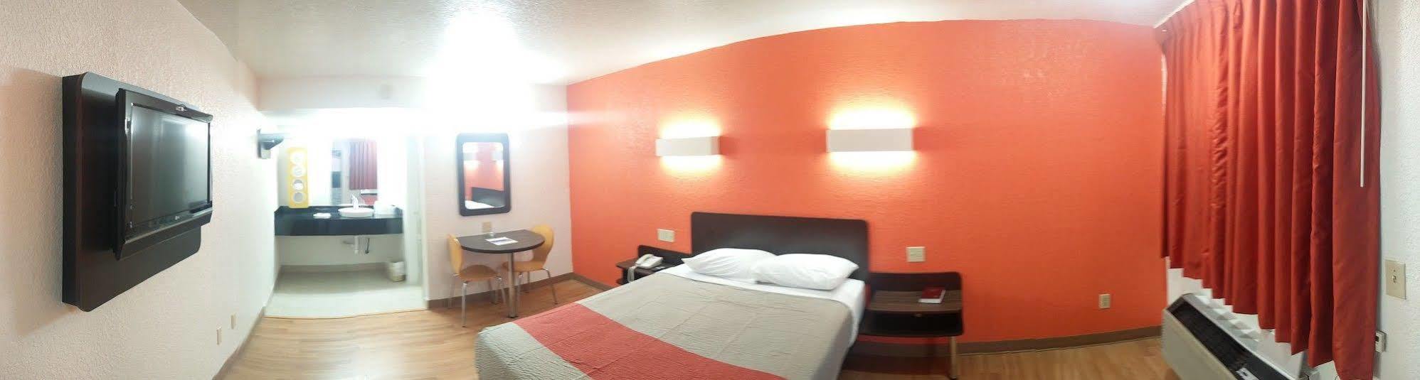 6-oklahoma City, Ok - Airport East Hotel